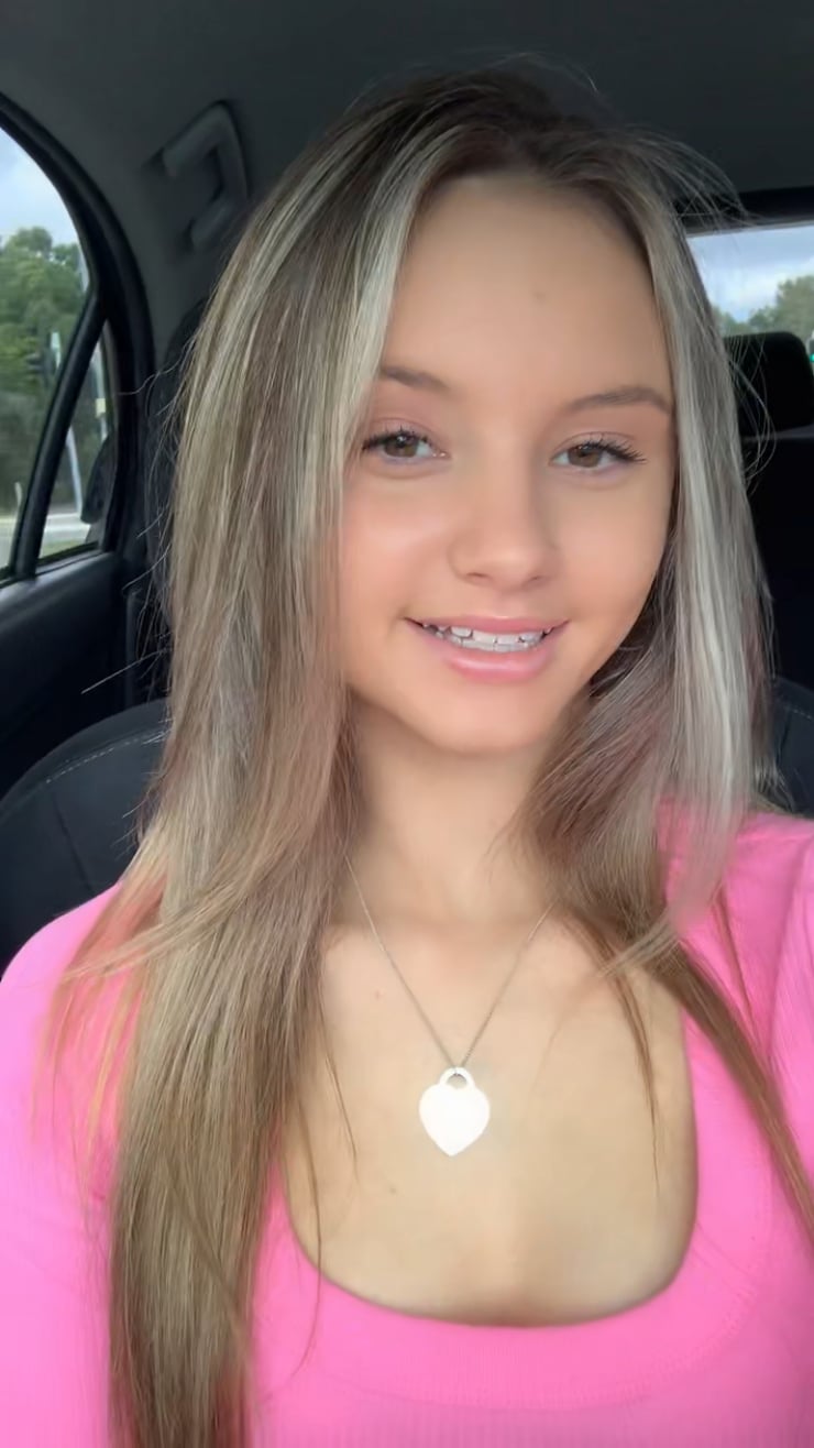 Chelsea Mayer Chelsea Mayer