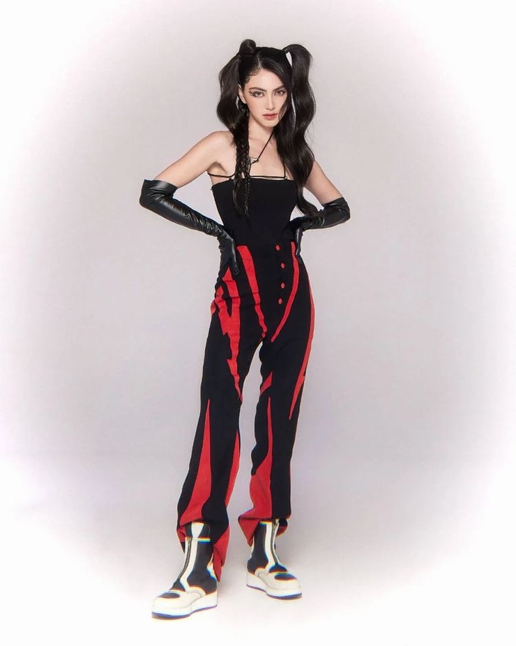 Davika Hoorne