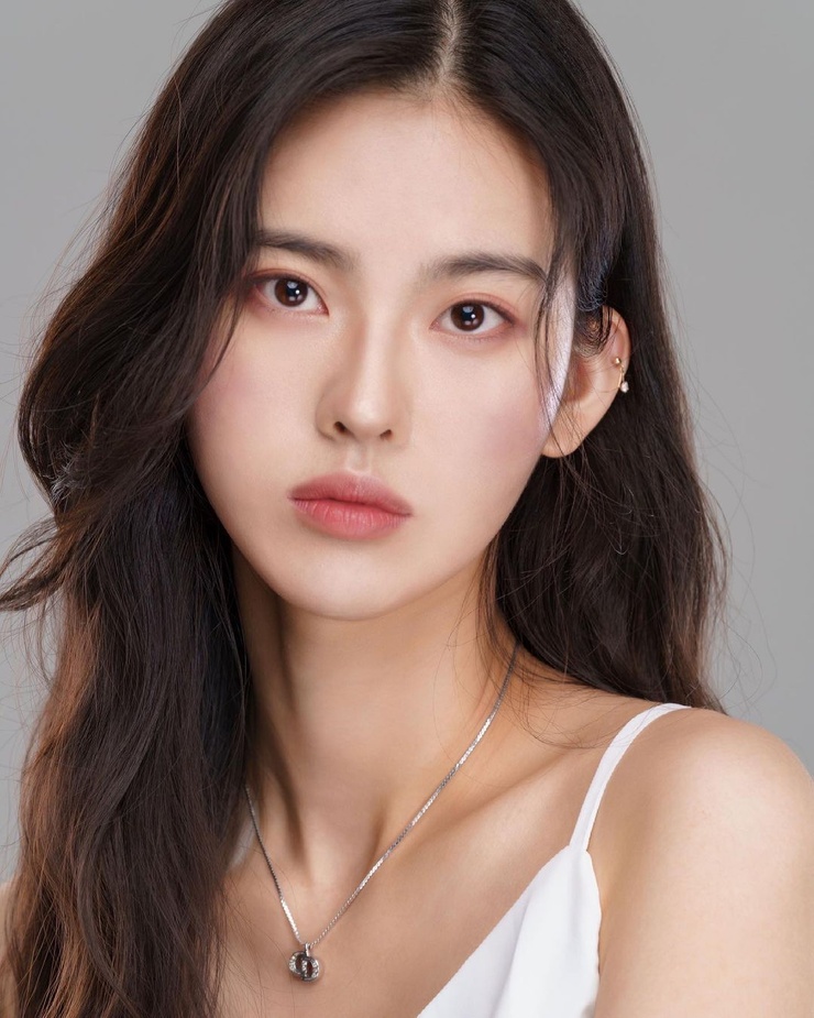 Jin-joo Lee Jin-joo Lee