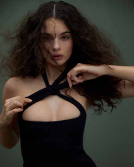 Deva Cassel