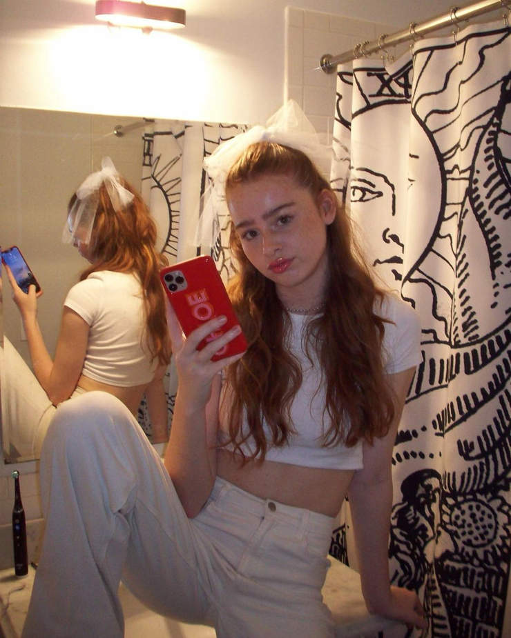 Chloe Melton Chloe Melton