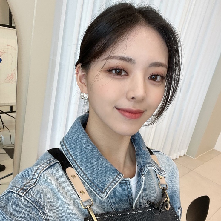 Shin Yuna