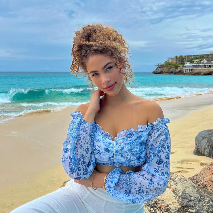Camila Kendra