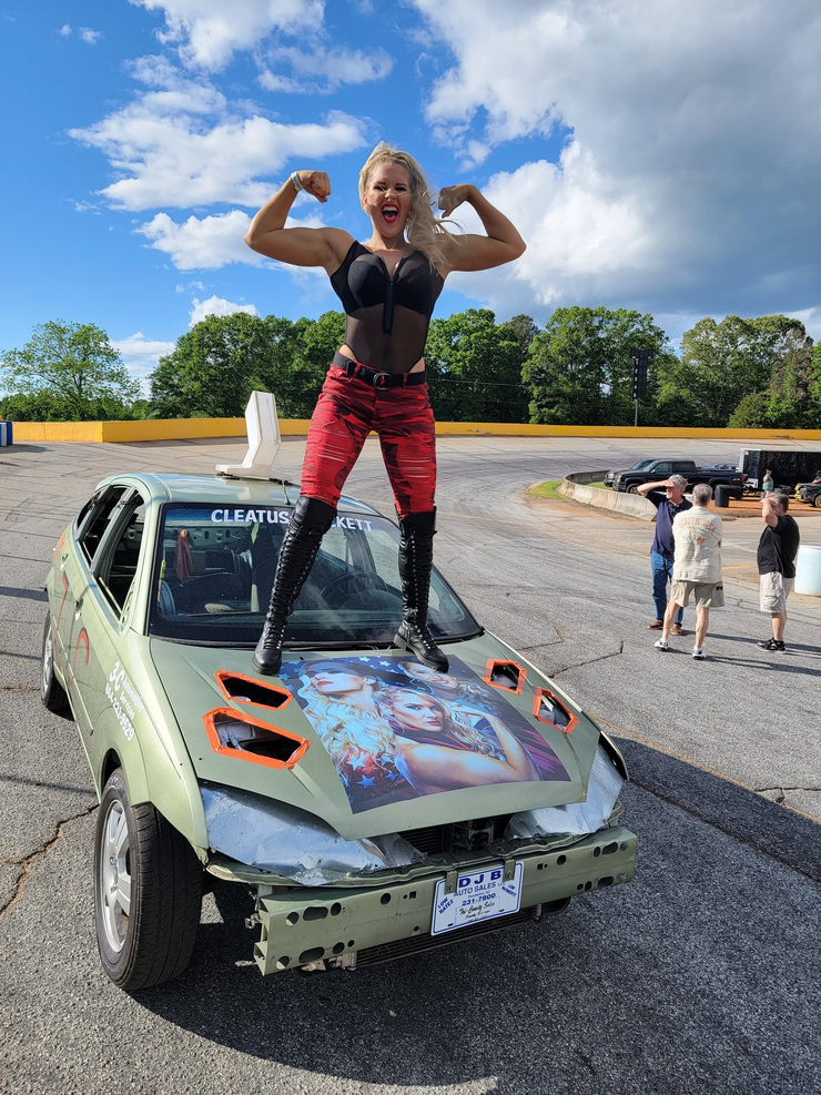 Lacey Evans Lacey Evans