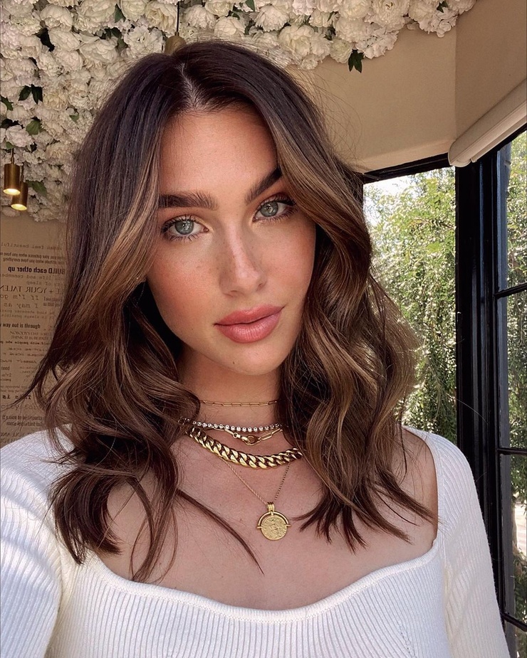 Maggie Keating image