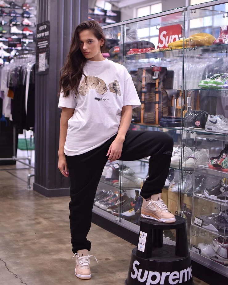 taya brooks