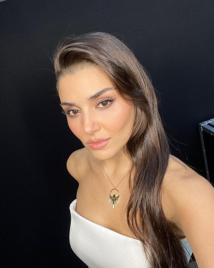 Hande Erçel Hande Erçel