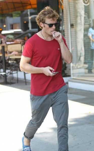 Sam Claflin
