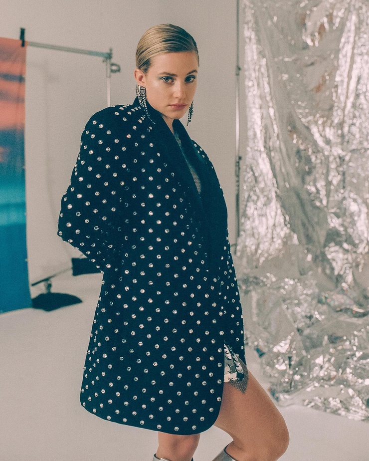 Lili Reinhart