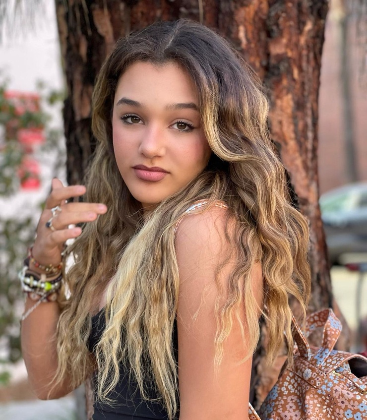 Corinne Joy