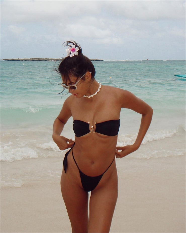 Gizele Oliveira Gizele Oliveira