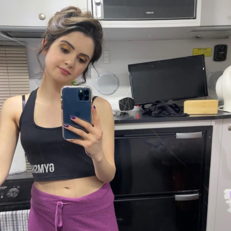 Laura Marano