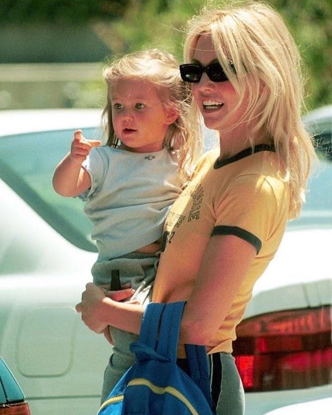 Heather Locklear