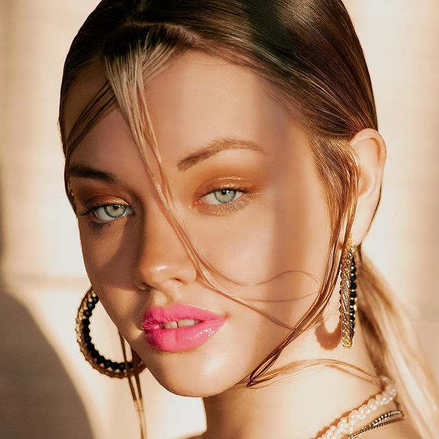 Laura Niemas Laura Niemas