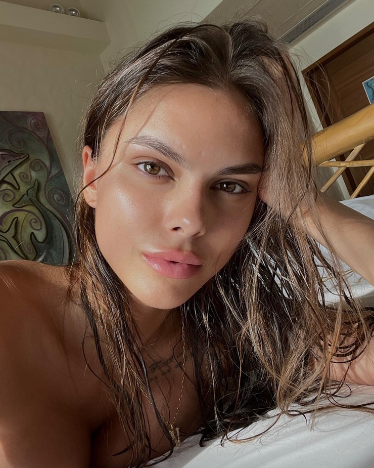 Viki Odintcova Viki Odintcova