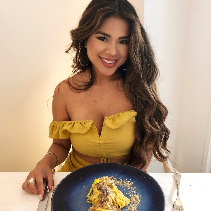 Alessandra Lopez Alessandra Lopez