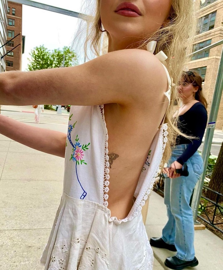 Sabrina Carpenter Sabrina Carpenter