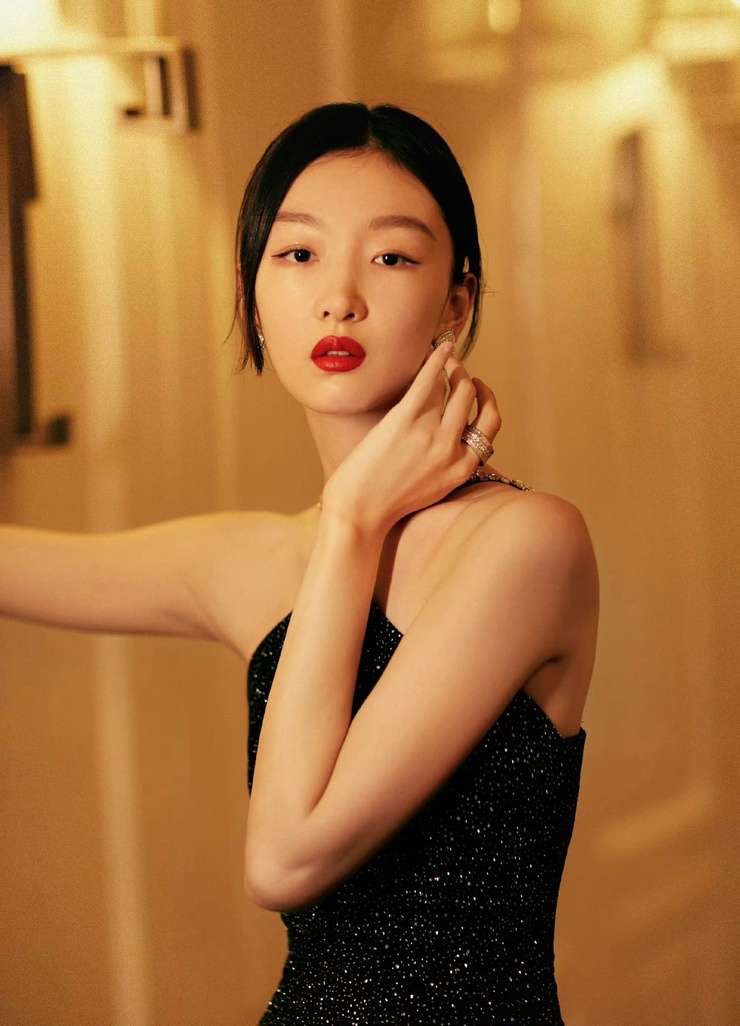 Dongyu Zhou Dongyu Zhou