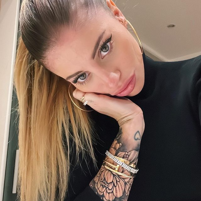 Chiara Nasti posts