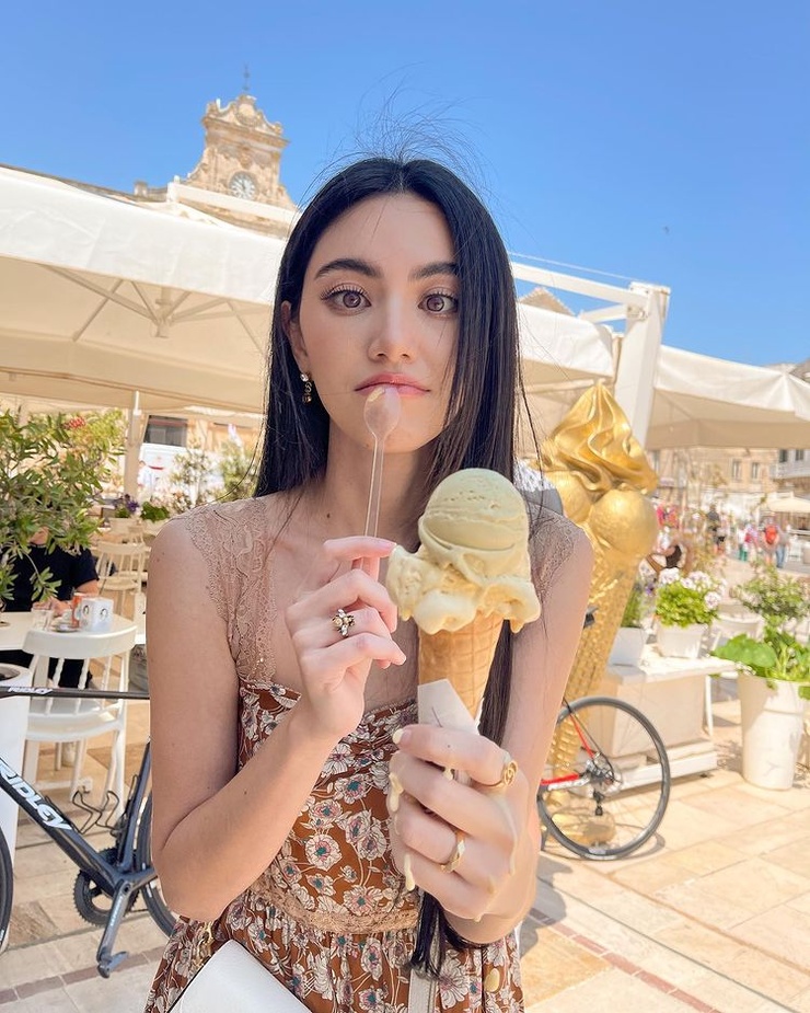 Davika Hoorne