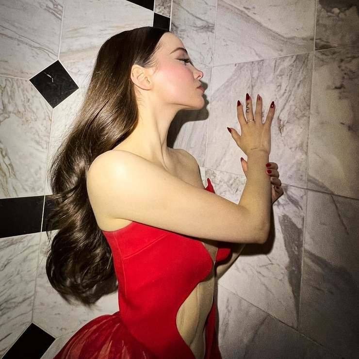 Dove Cameron