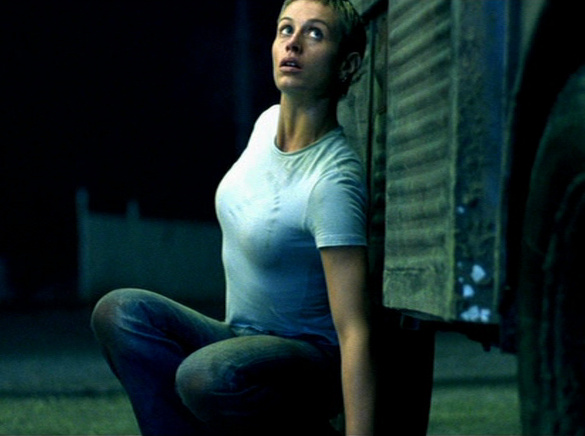 Cécile De France
