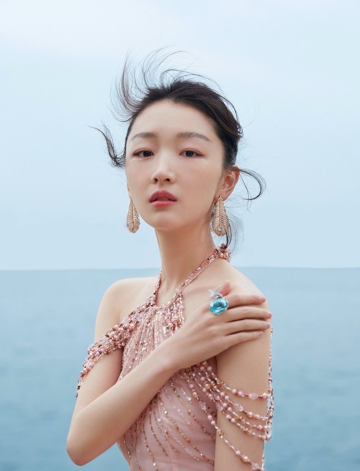 Dongyu Zhou Dongyu Zhou
