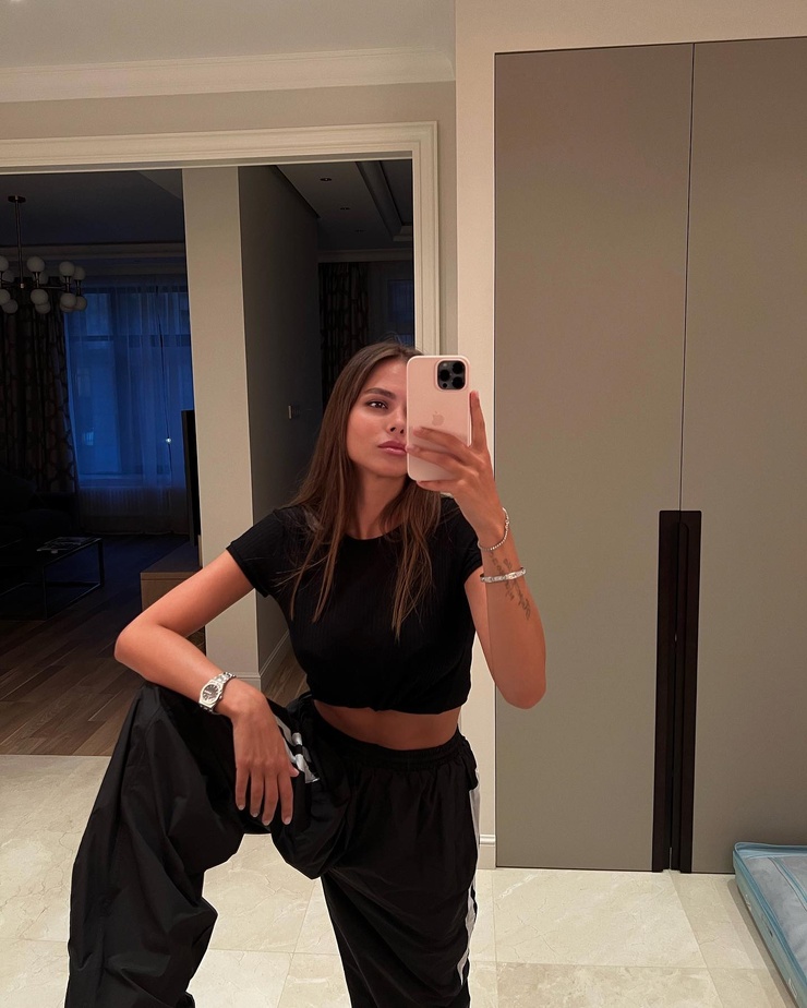 Viki Odintcova