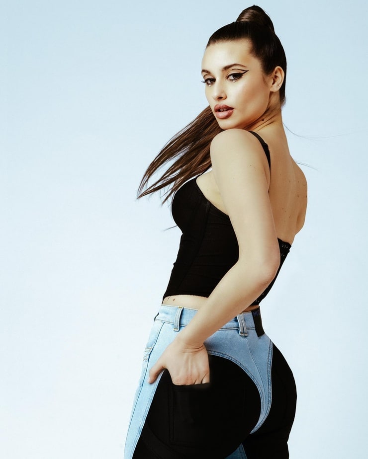 Gabriela Giovanardi Gabriela Giovanardi