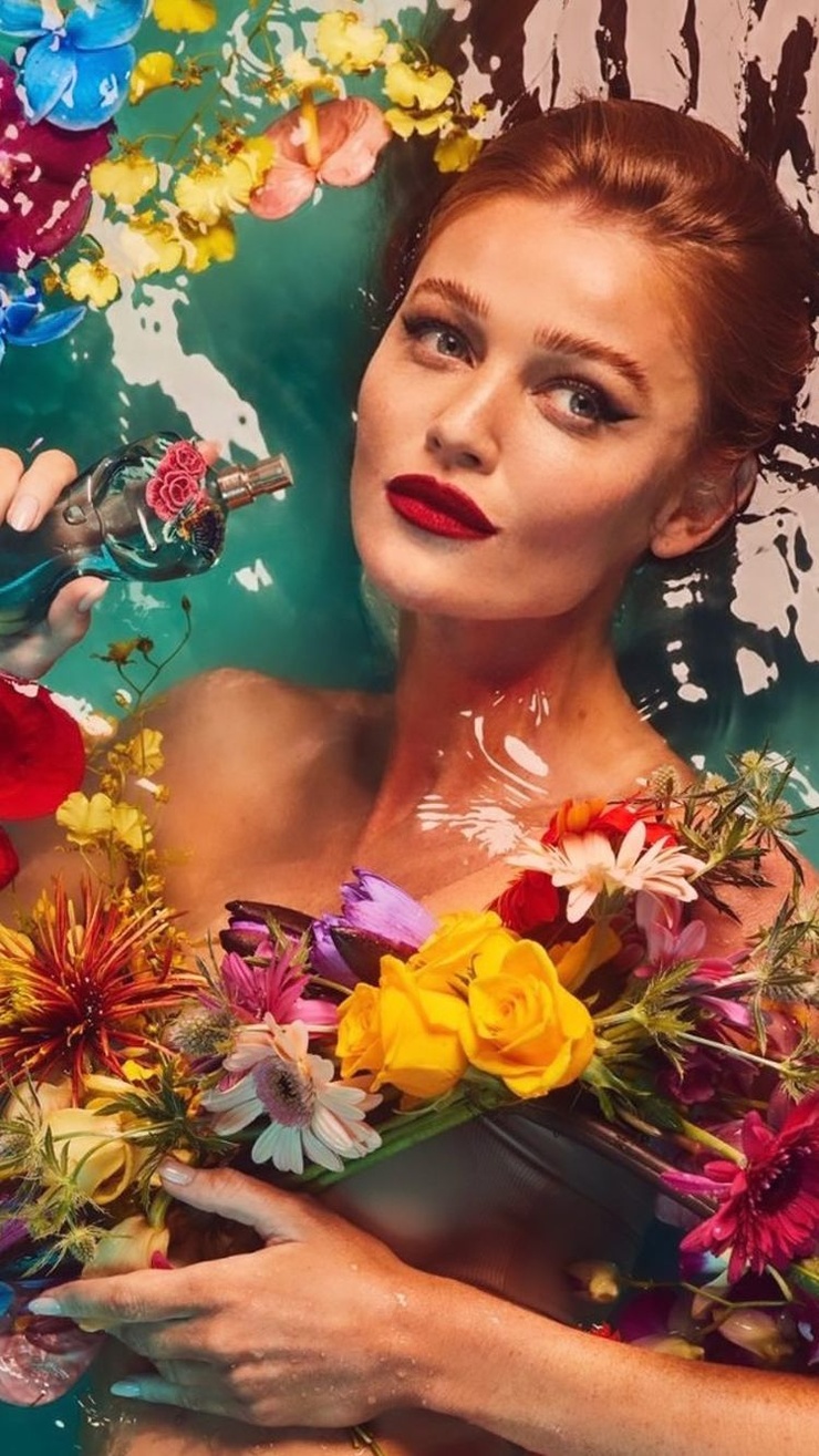 Cintia Dicker Cintia Dicker