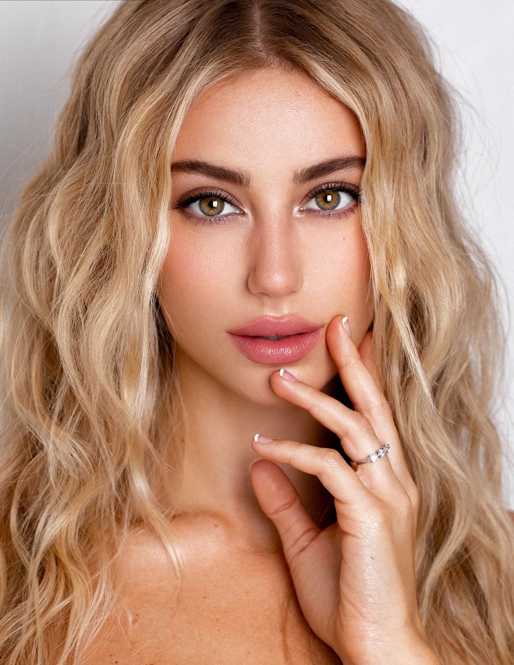 Regan Hibbs