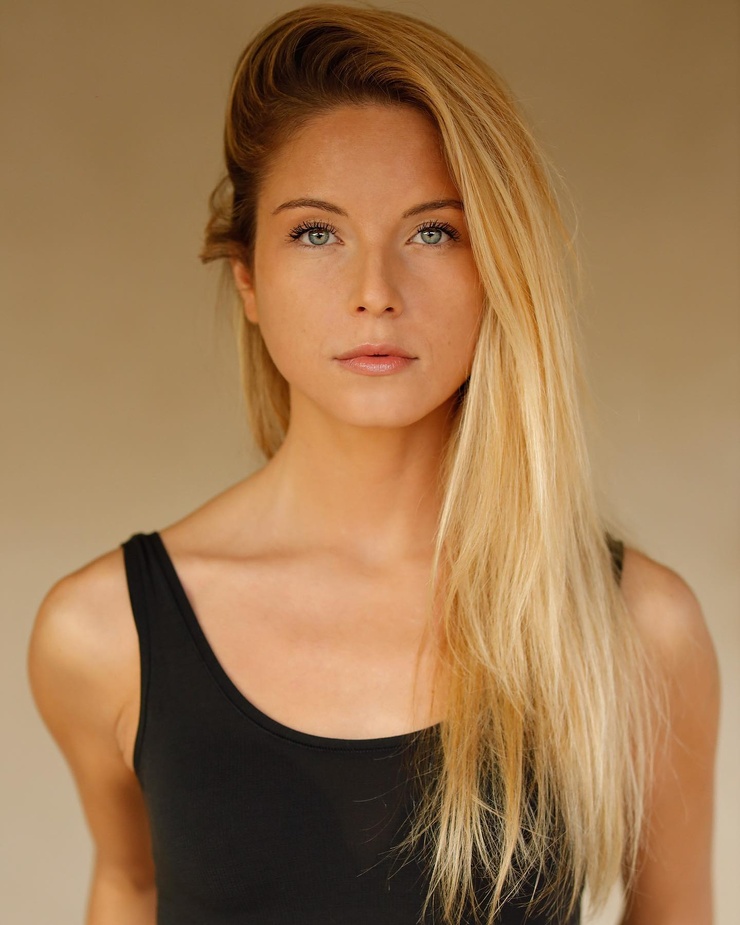 Valéria Pavelin Valéria Pavelin