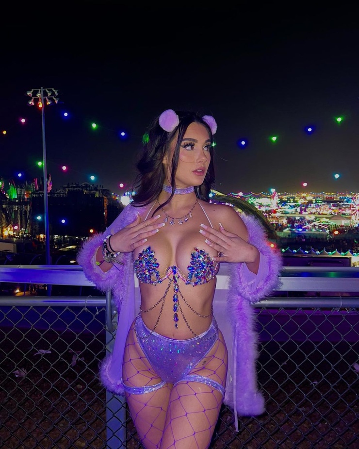 Natalie Gibson Natalie Gibson