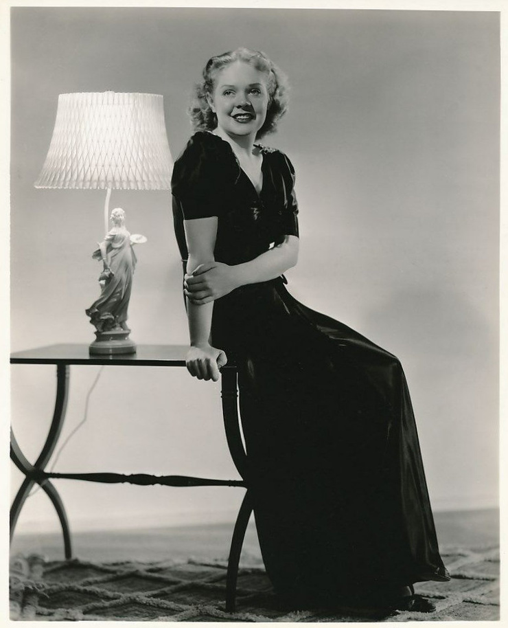 Alice Faye