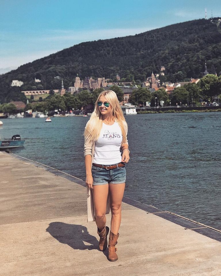 Denise Cotte.