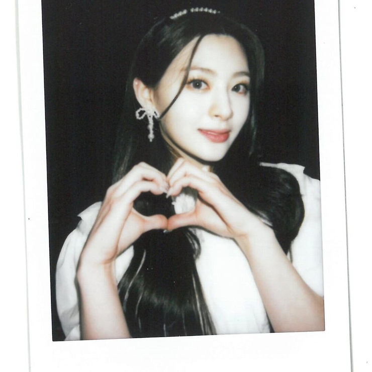 Seeun (STAYC)