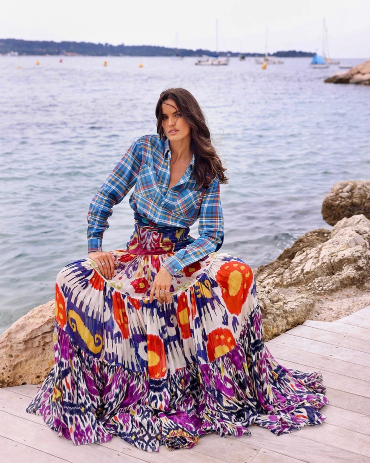 Izabel Goulart