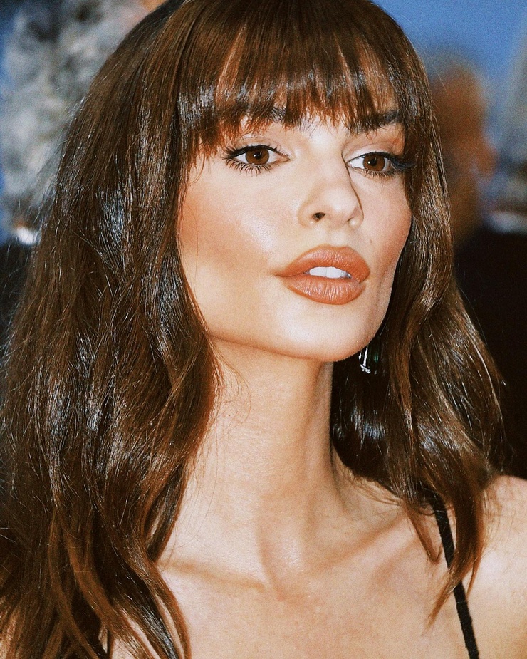 Emily Ratajkowski