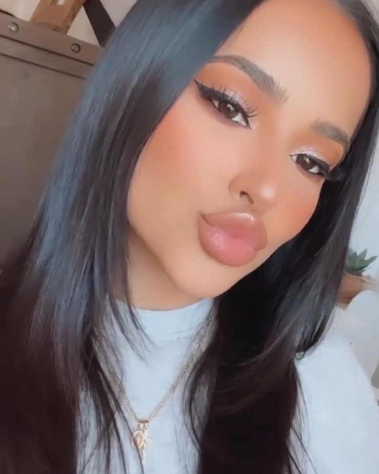 Becky G.
