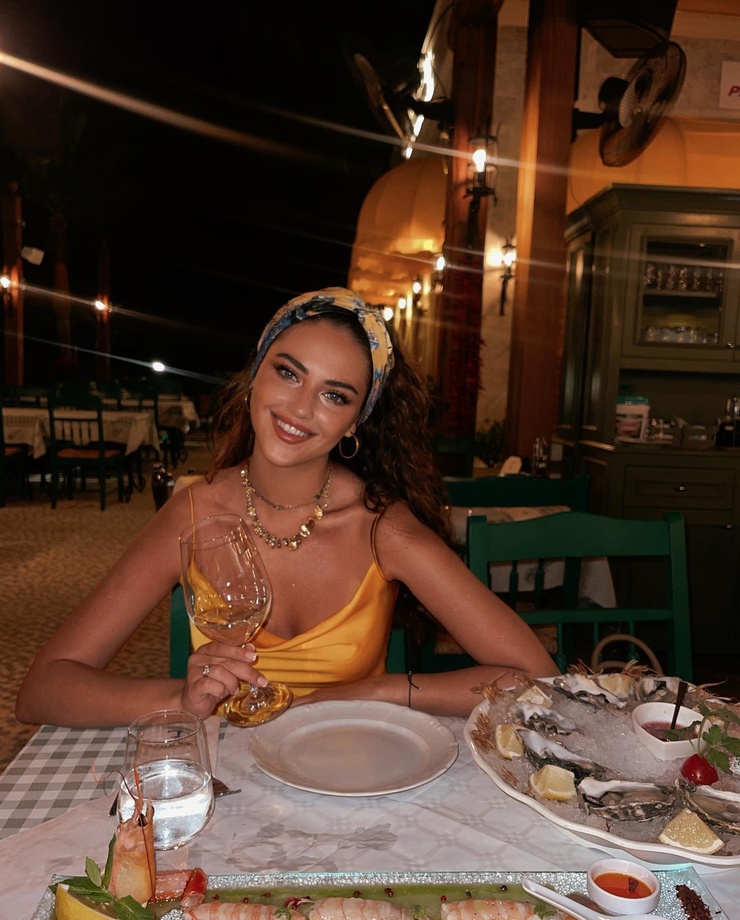Kristina Krayt Kristina Krayt