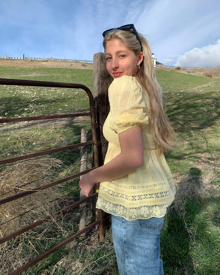 Amanda Claire Henry