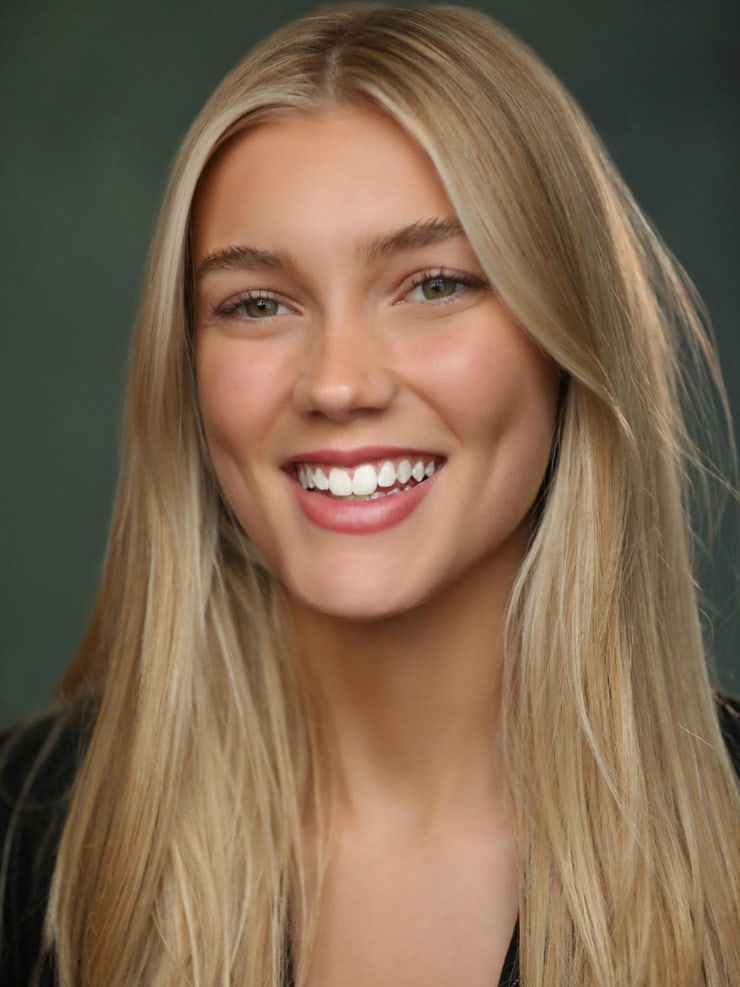 Mimi Slinger