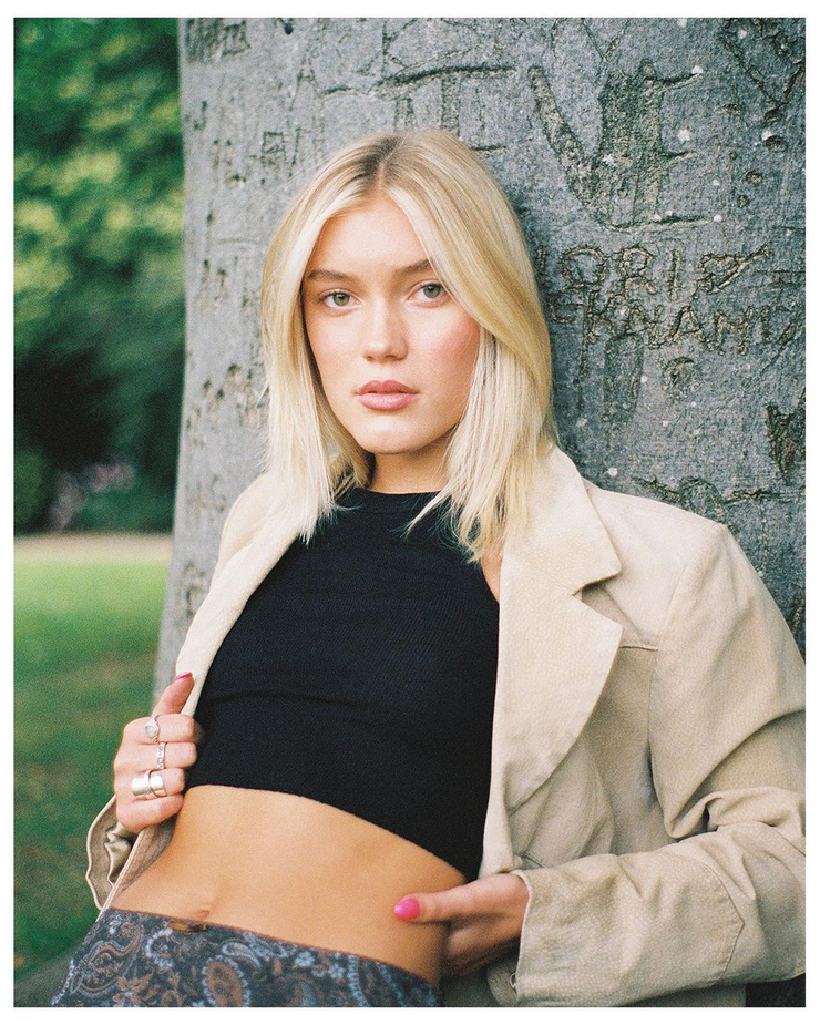 Mimi Slinger