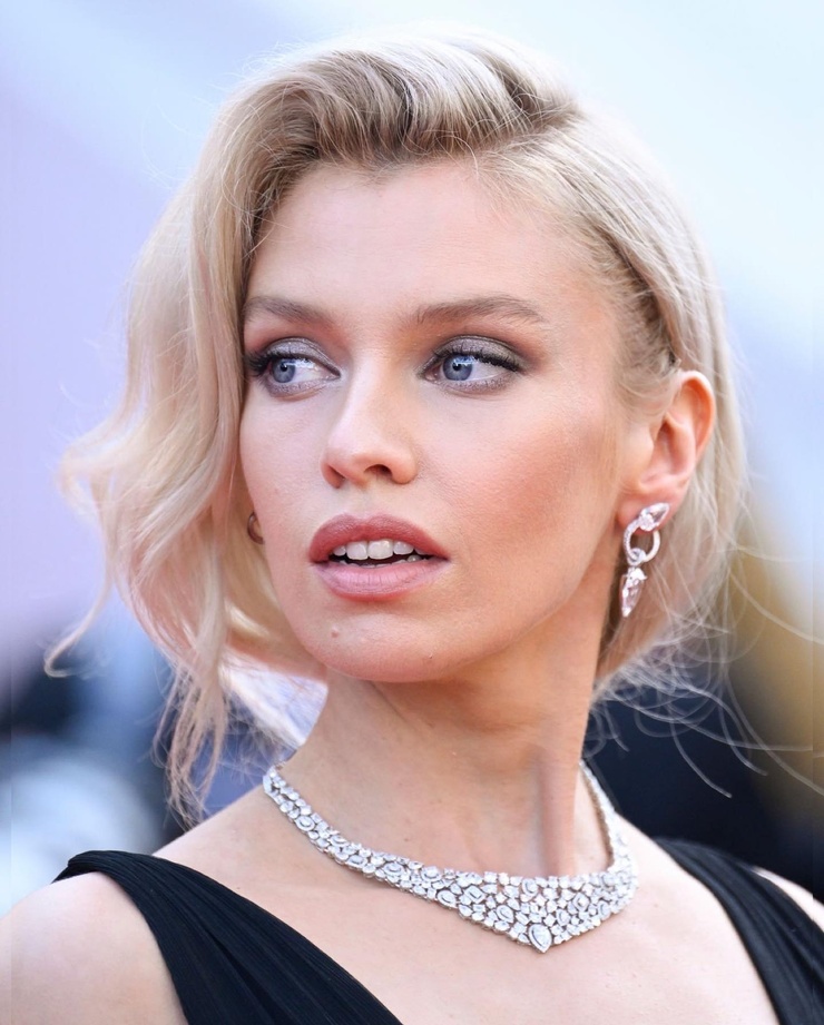 Stella Maxwell