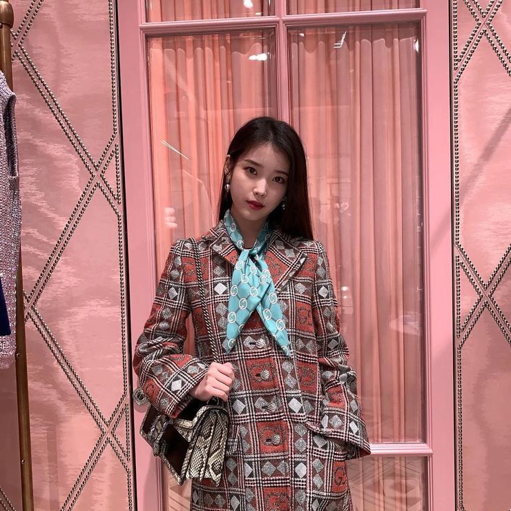 IU