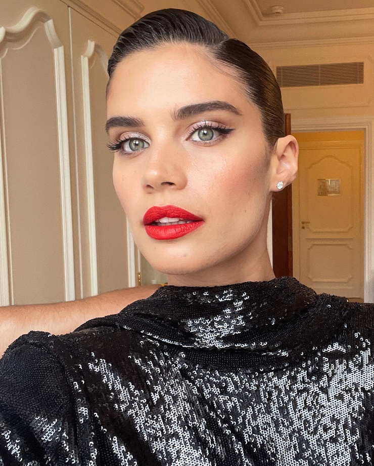 Sara Sampaio Sara Sampaio