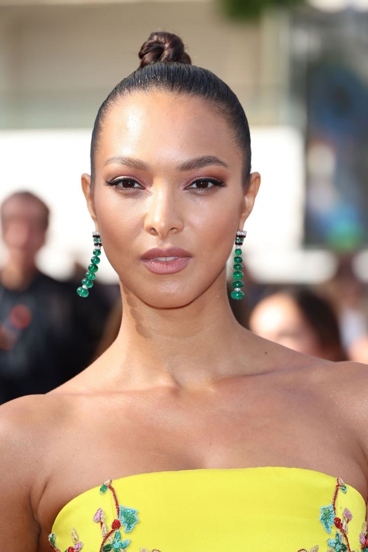 Lais Ribeiro Lais Ribeiro