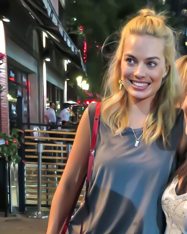 Margot Robbie