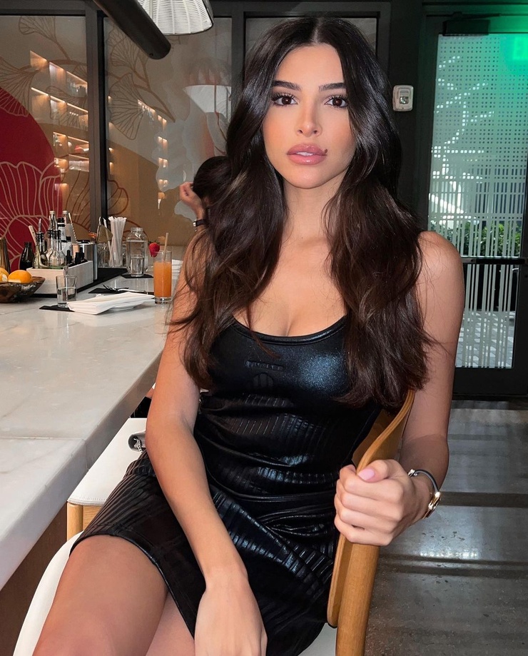 Sofia Symonds Sofia Symonds