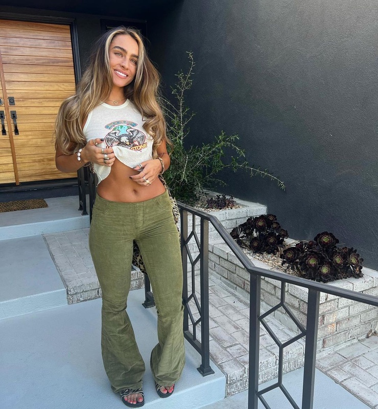 Sommer Ray